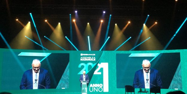 Stefano-Cuzzilla-Assemblea-Federmanager-2021