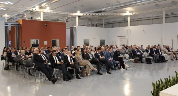 54584070544_2cdbe3a736_c